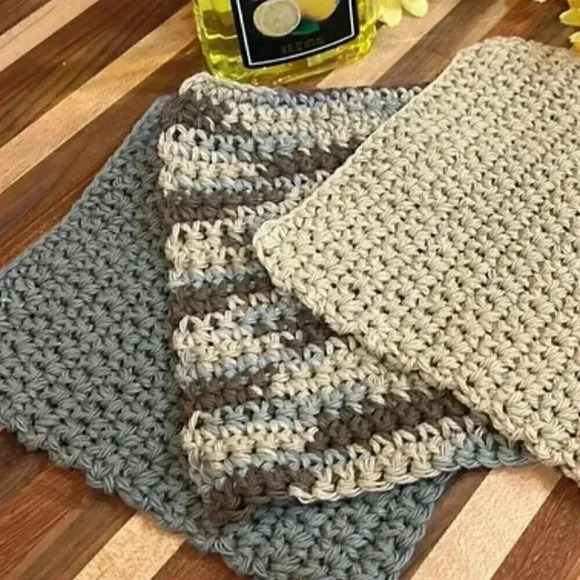 100% Cotton Handmade Washcloths - Set of 3 - Picture 2 of 11